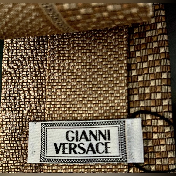 Gianni Versace NWT Silk Tie & Leather Tie Case; Medusa head in center/ Greek Key - Picture 7 of 11